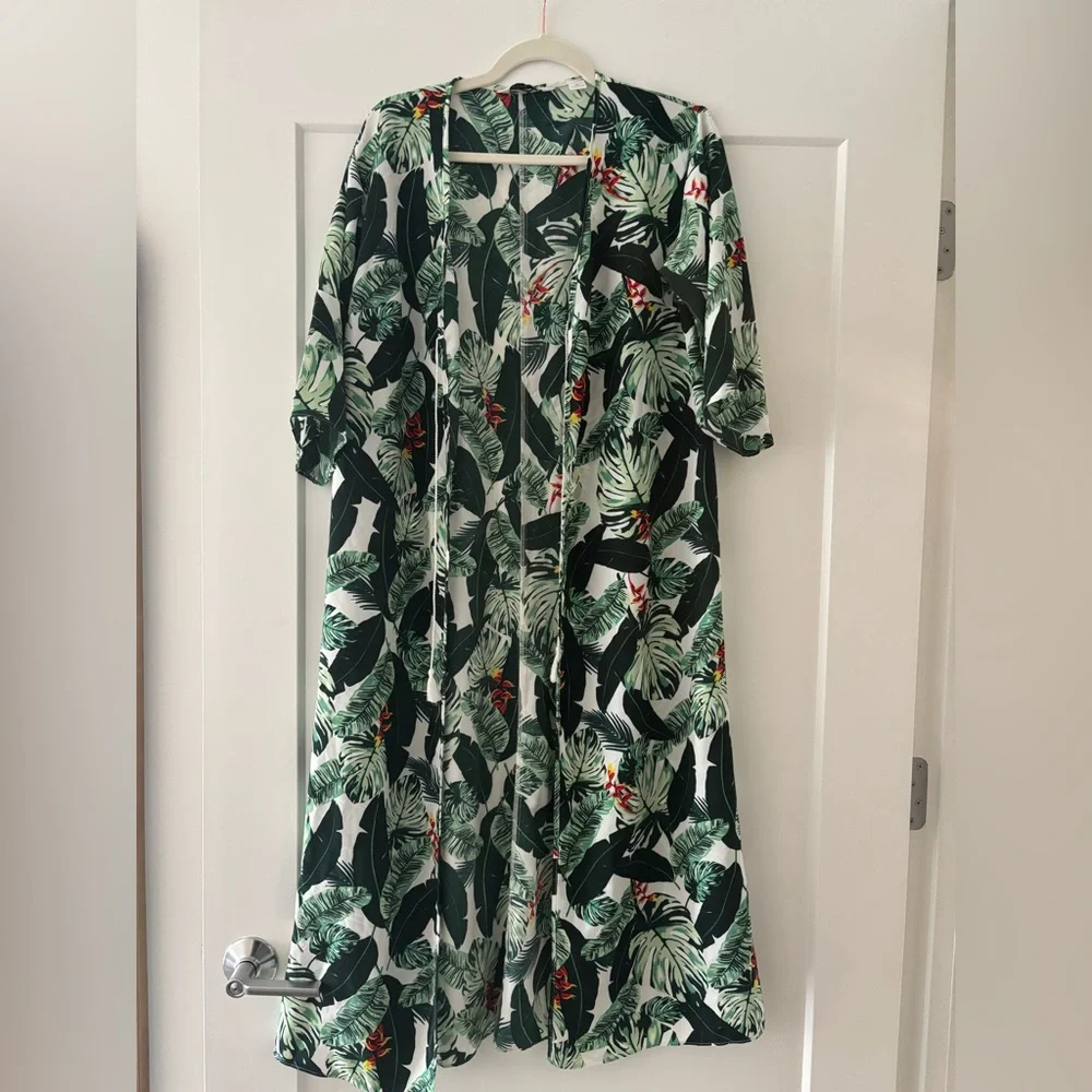 Tropical Leaf Print open cardigan / robe - Picture 1 of 5